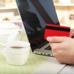 The Pros and Cons of Applying for Credit Cards Online